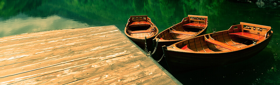 Boats on lake (mobile)